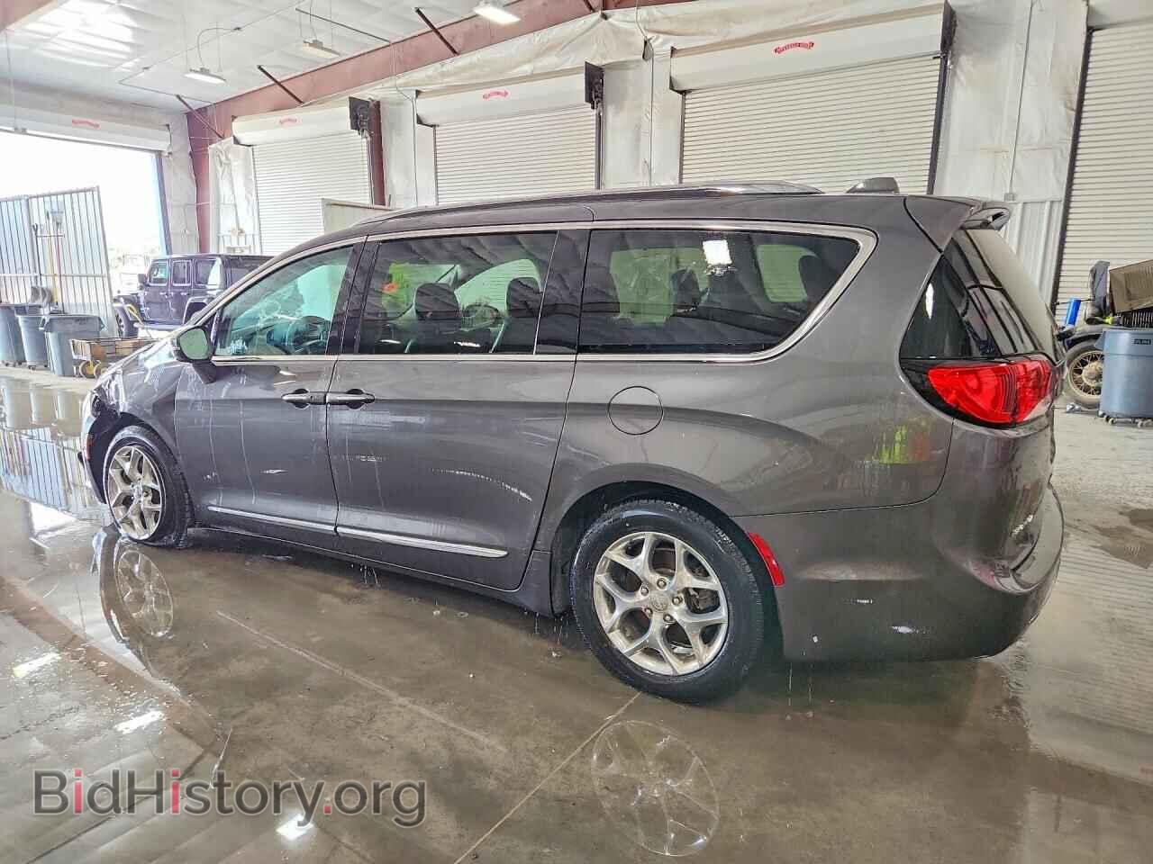 2017 CHRYSLER PACIFICA - VIN: 2C4RC1GG7HR754554 - Photo 2