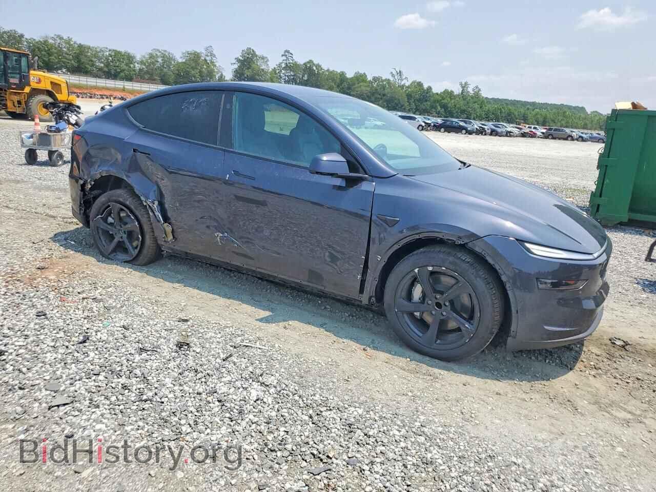 2026 TESLA MODEL Y - VIN: 7SAYGDED8TF575666 - Photo 4