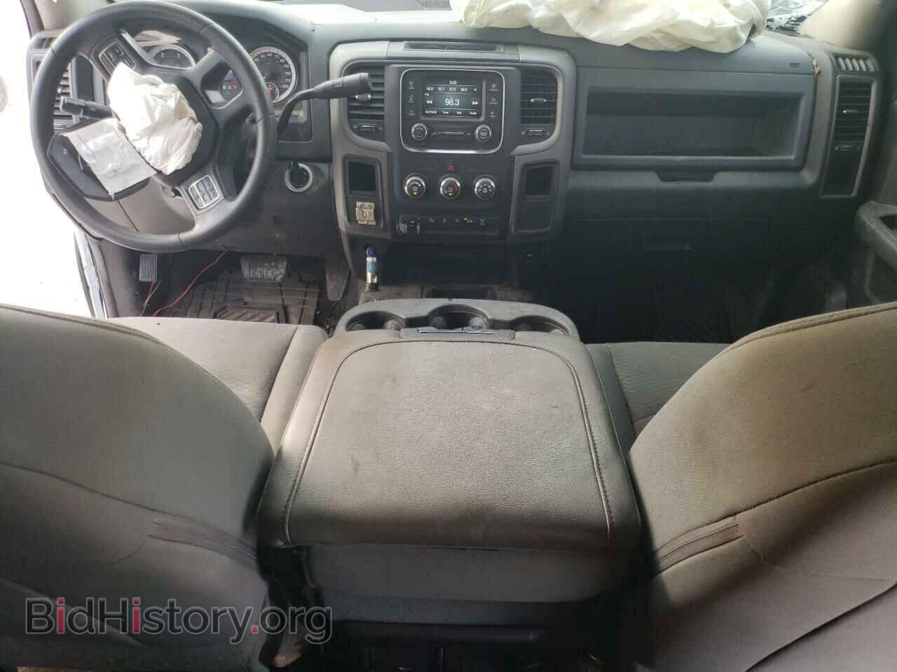 2017 RAM All Models - VIN: 3C6UR5CL2HG744904 - Фото 8