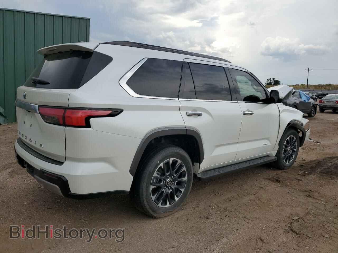 2023 TOYOTA SEQUOIA - VIN: 7SVAAABA8PX010280 - Фото 3