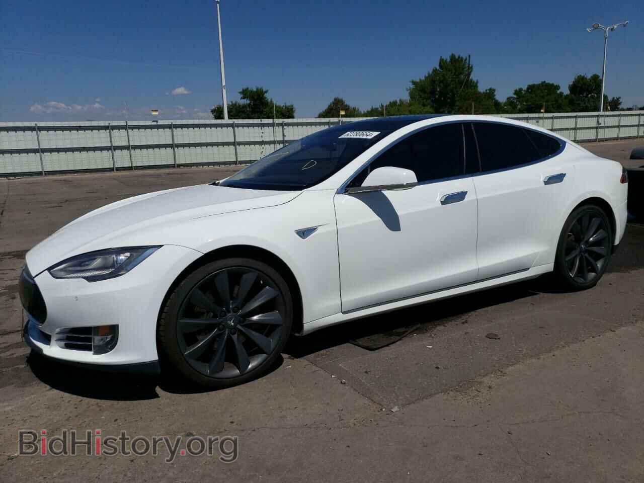 Фотография 5YJSA1H16EFP37799 - TESLA MODEL S 2014