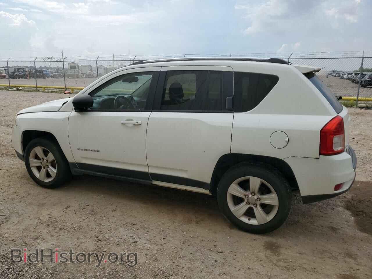 2012 JEEP COMPASS - VIN: 1C4NJDEB3CD676055 - Photo 2