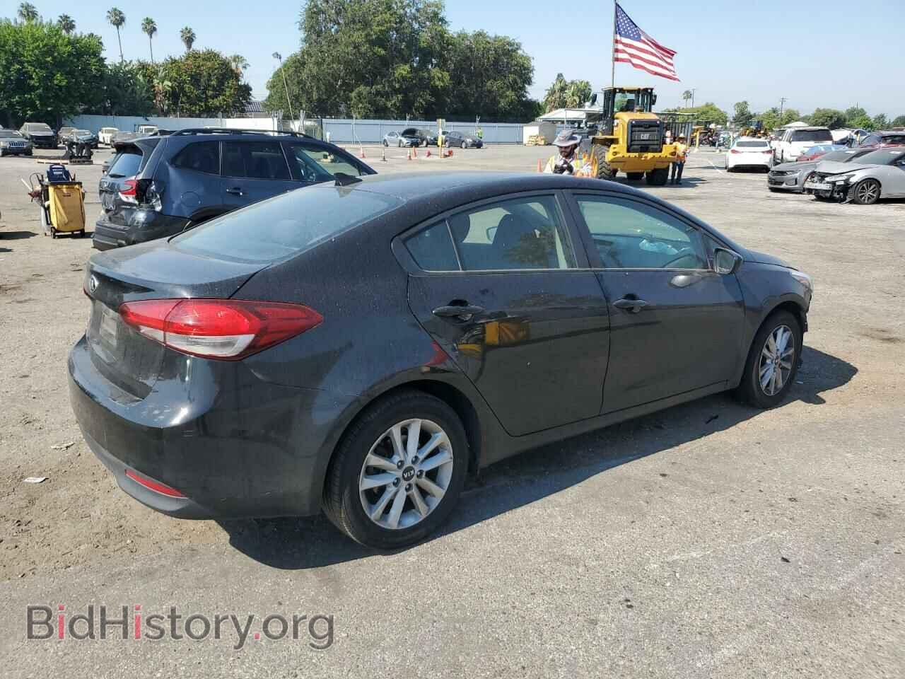 2017 KIA FORTE - VIN: 3KPFL4A7XHE005777 - Фото 3
