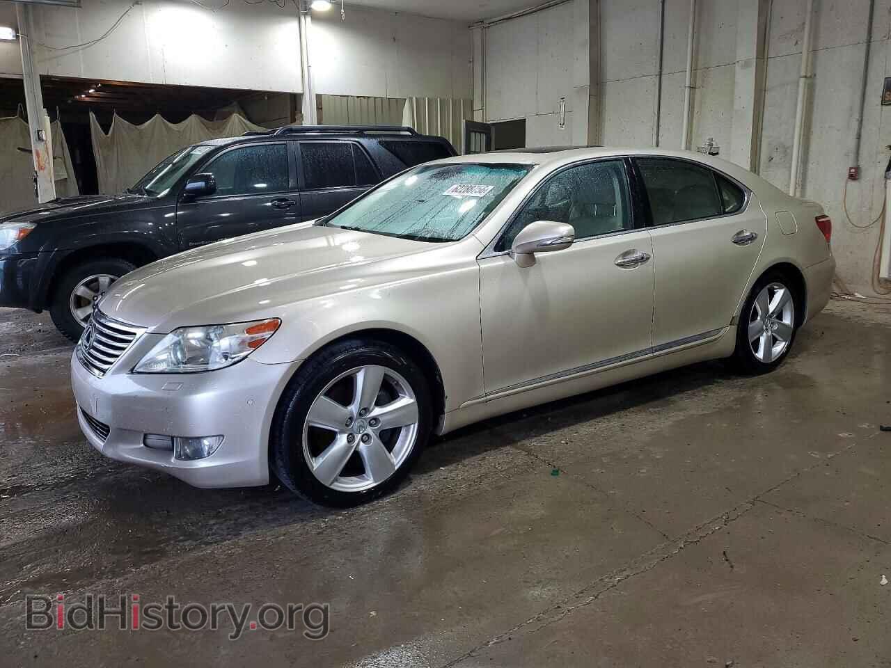 Photo JTHBL5EF7A5100576 - LEXUS LS460 2010