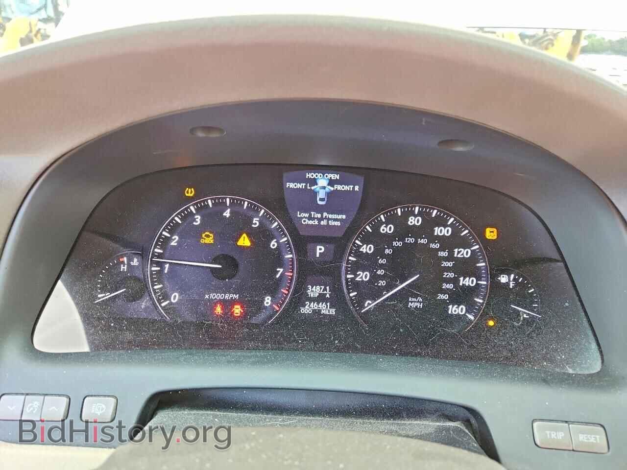 2010 LEXUS LS460 - VIN: JTHBL5EF7A5100576 - Photo 9