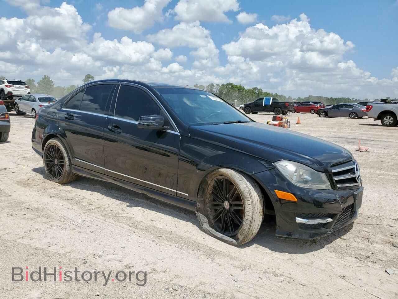 2014 MERCEDES-BENZ C-CLASS - VIN: WDDGF8AB8ER302995 - Фото 4