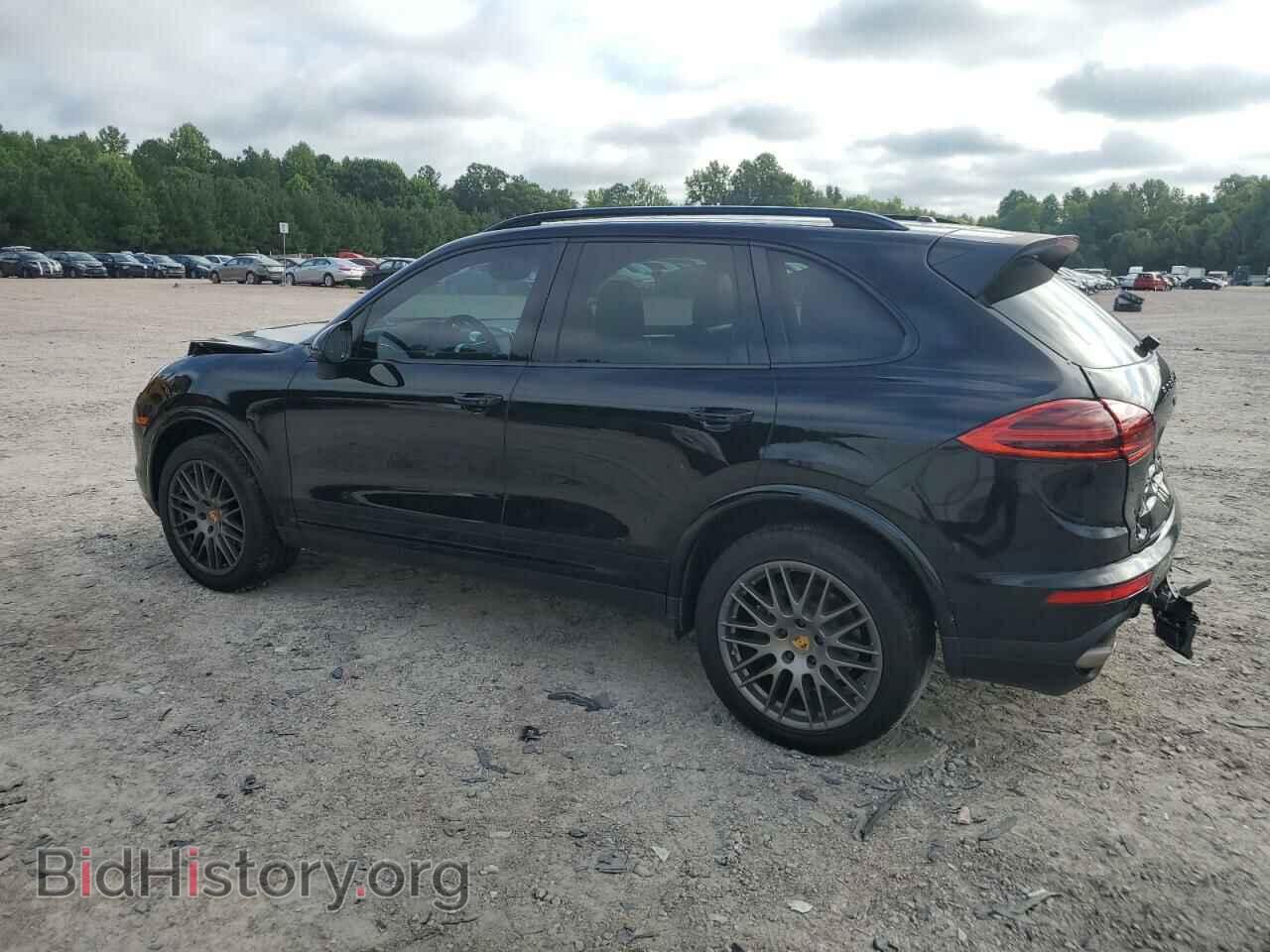 2017 PORSCHE CAYENNE - VIN: WP1AA2A29HKA86162 - Фото 2