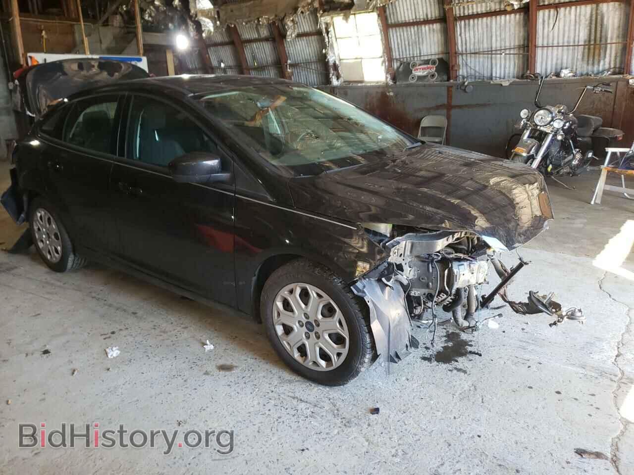 Photo 1FAHP3F26CL372105 - FORD FOCUS 2012