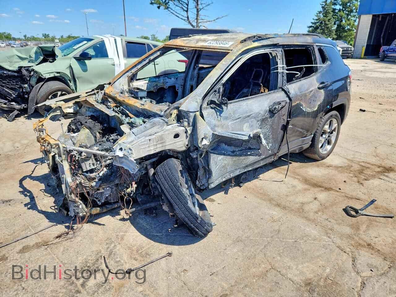 Фотография 3C4NJDCB4LT128224 - JEEP COMPASS 2020