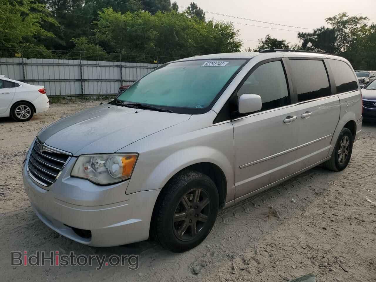 Photo 2A4RR5D12AR131994 - CHRYSLER MINIVAN 2010