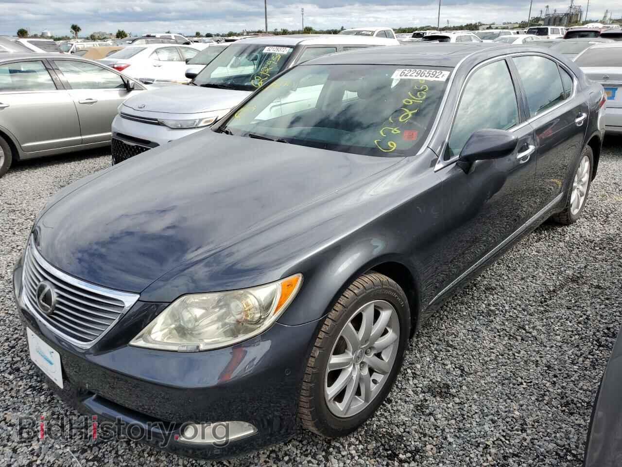 2007 LEXUS LS460 - VIN: JTHGL46F575016876 - Фото 2