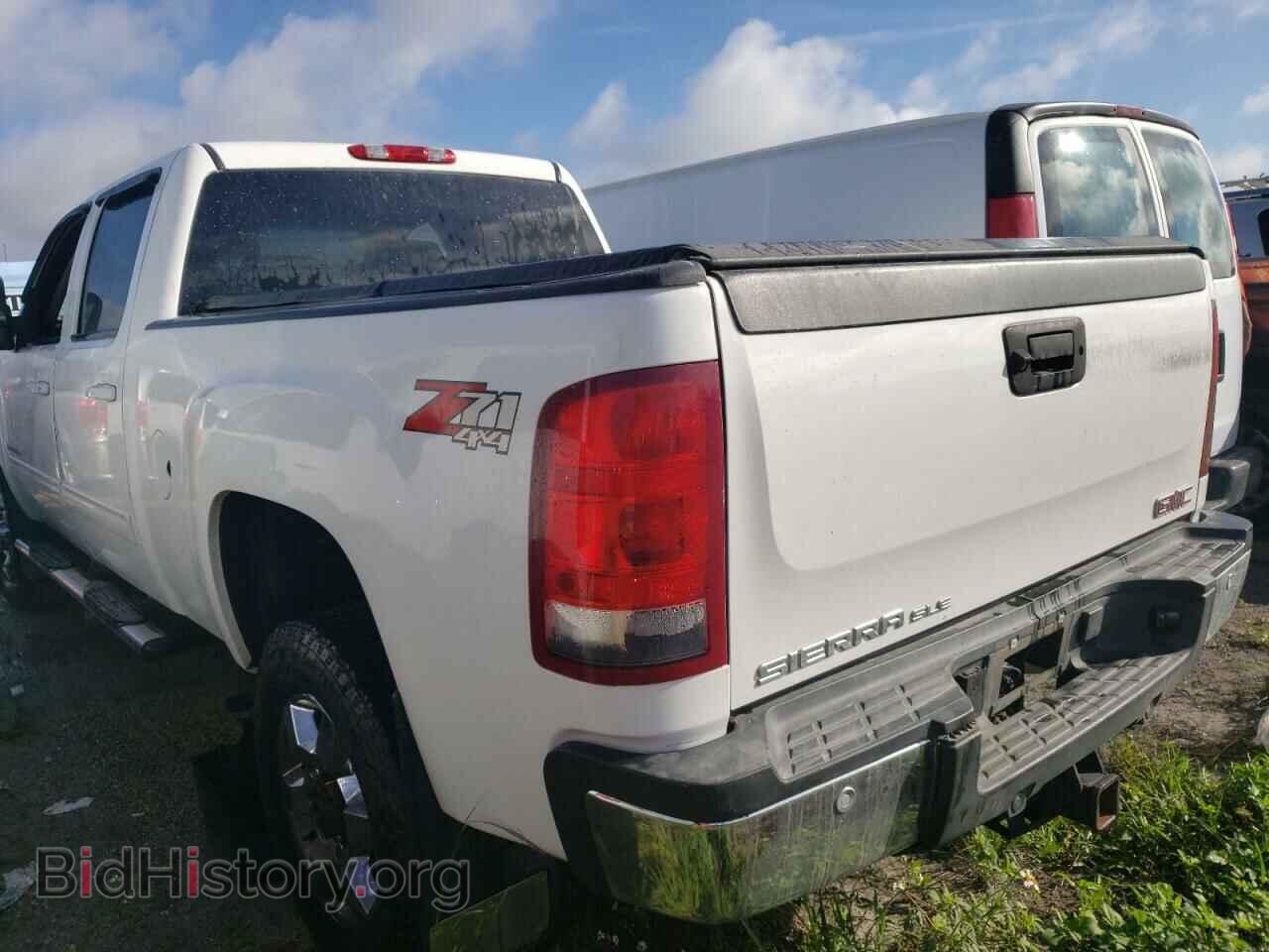2011 GMC SIERRA - VIN: 1GT120E82BF236453 - Фото 3