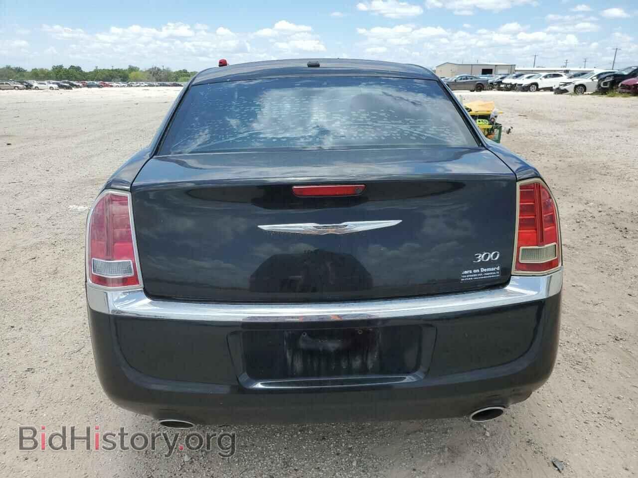 2013 CHRYSLER 300 - VIN: 2C3CCAAG3DH728360 - Фото 6