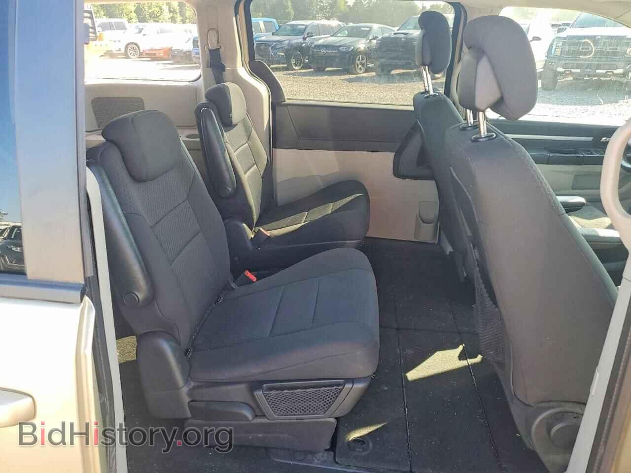 2010 DODGE CARAVAN - VIN: 2D4RN3D10AR427007 - Photo 11