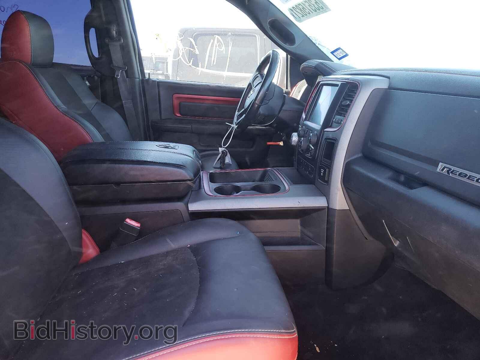 2016 RAM 1500 - VIN: 1C6RR7YT7GS193192 - Фото 5