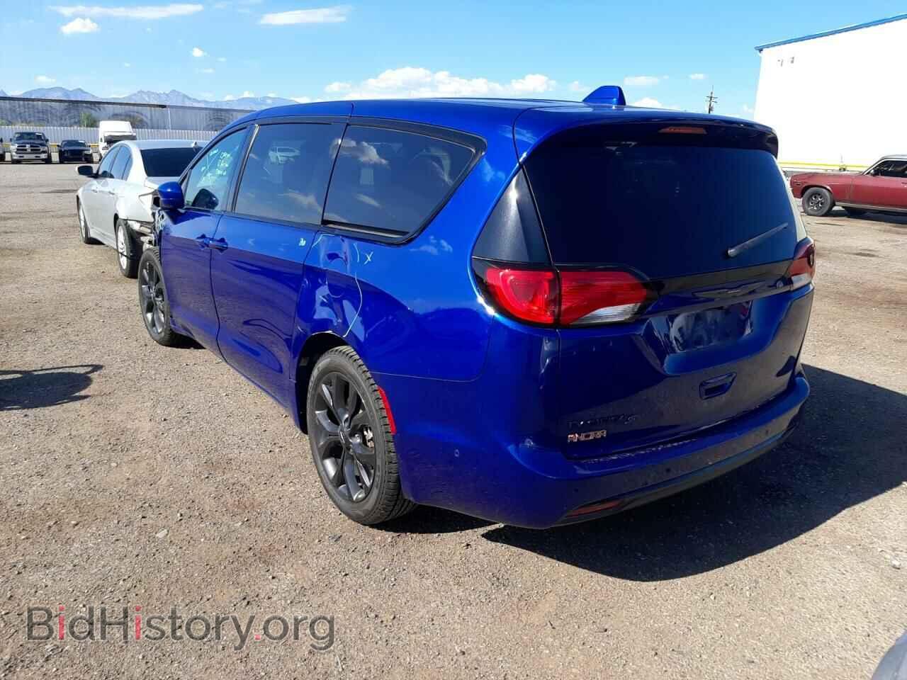 2019 CHRYSLER PACIFICA - VIN: 2C4RC1FG7KR569199 - Photo 2