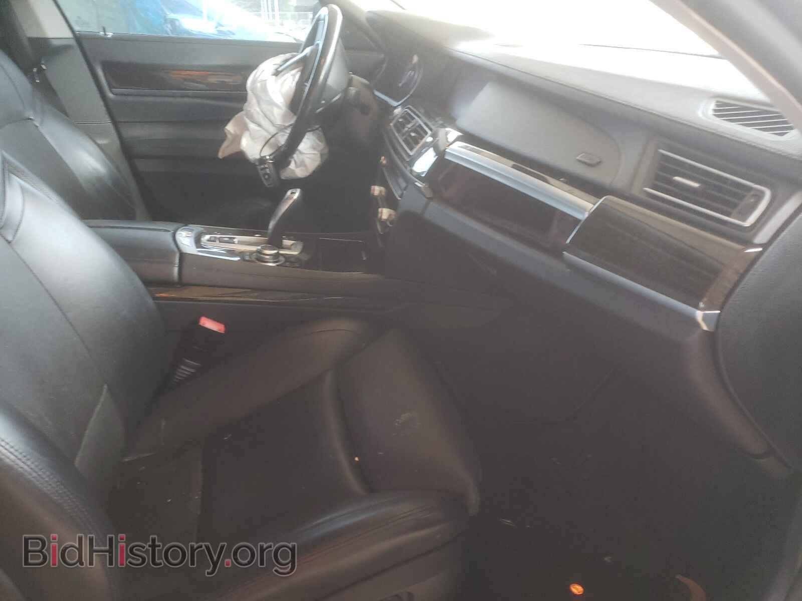 2012 BMW 7 SERIES - VIN: WBAKA8C59CDX01447 - Фото 5