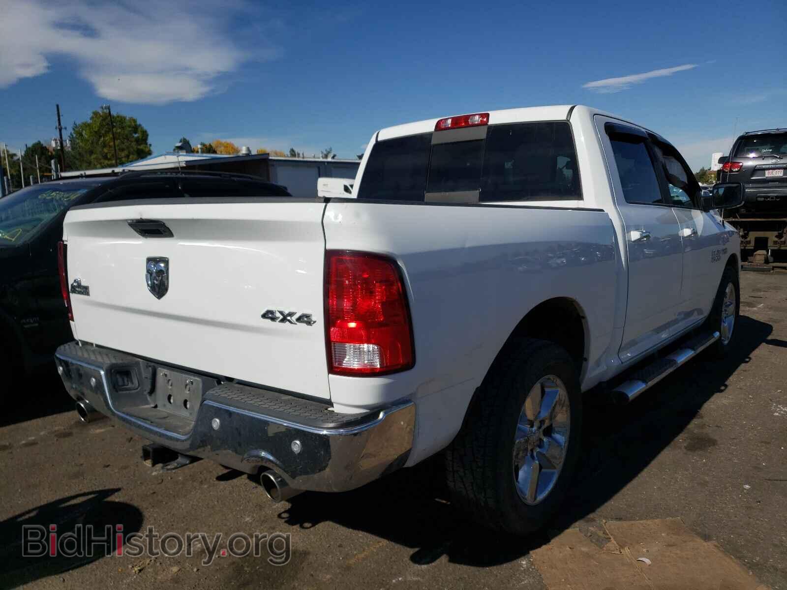 2017 RAM 1500 - VIN: 3C6RR7LT4HG735588 - Фото 4