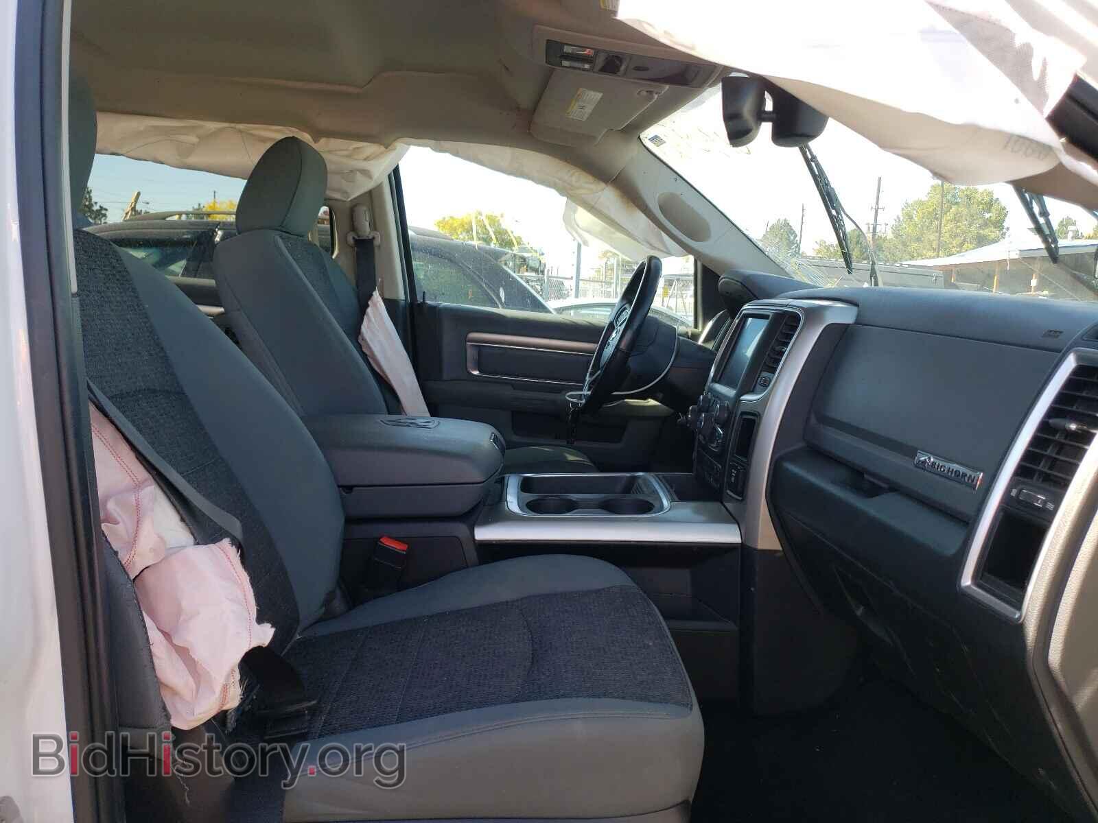 2017 RAM 1500 - VIN: 3C6RR7LT4HG735588 - Фото 5