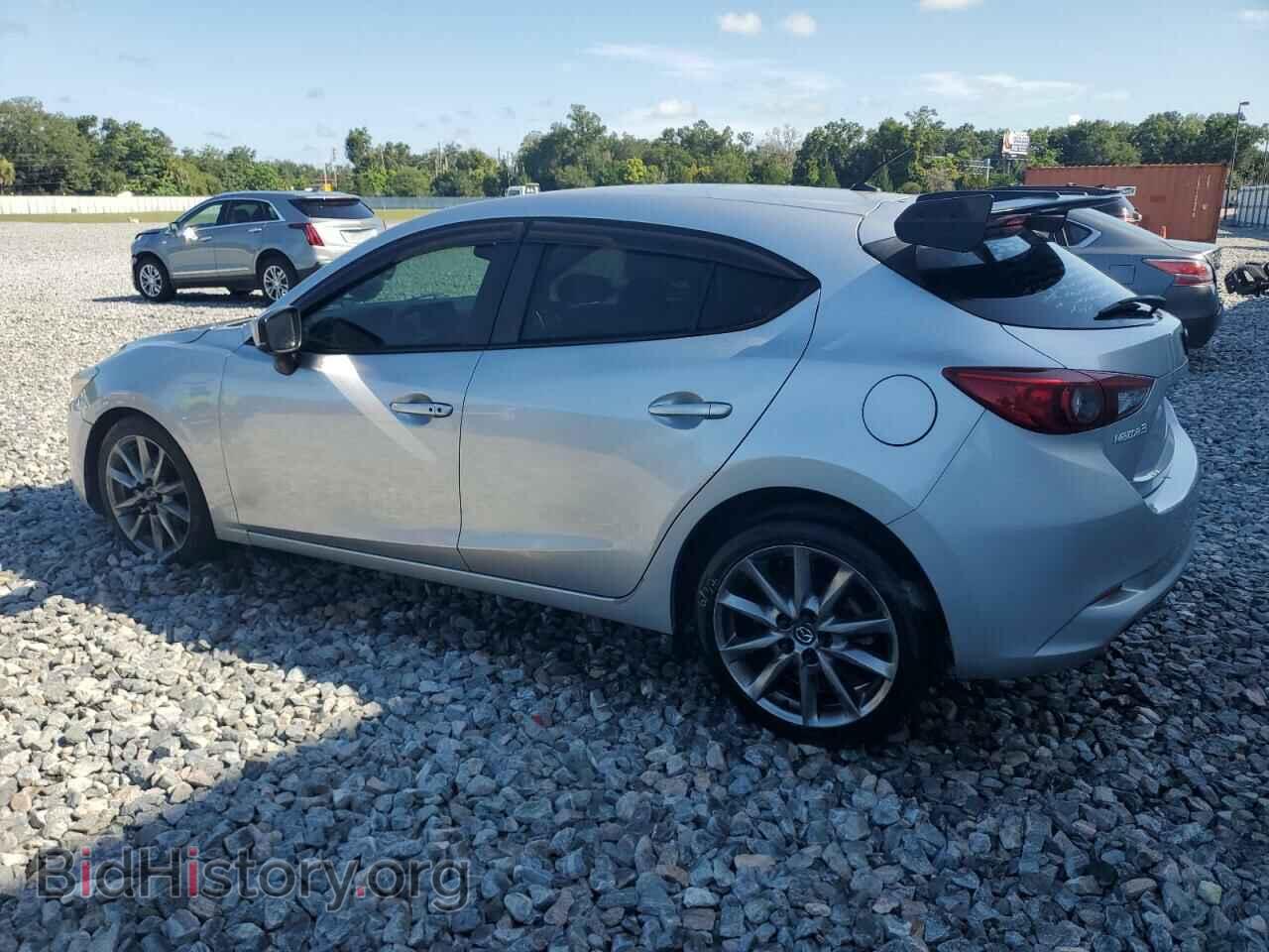 2018 MAZDA 3 - VIN: 3MZBN1L38JM199204 - Фото 2