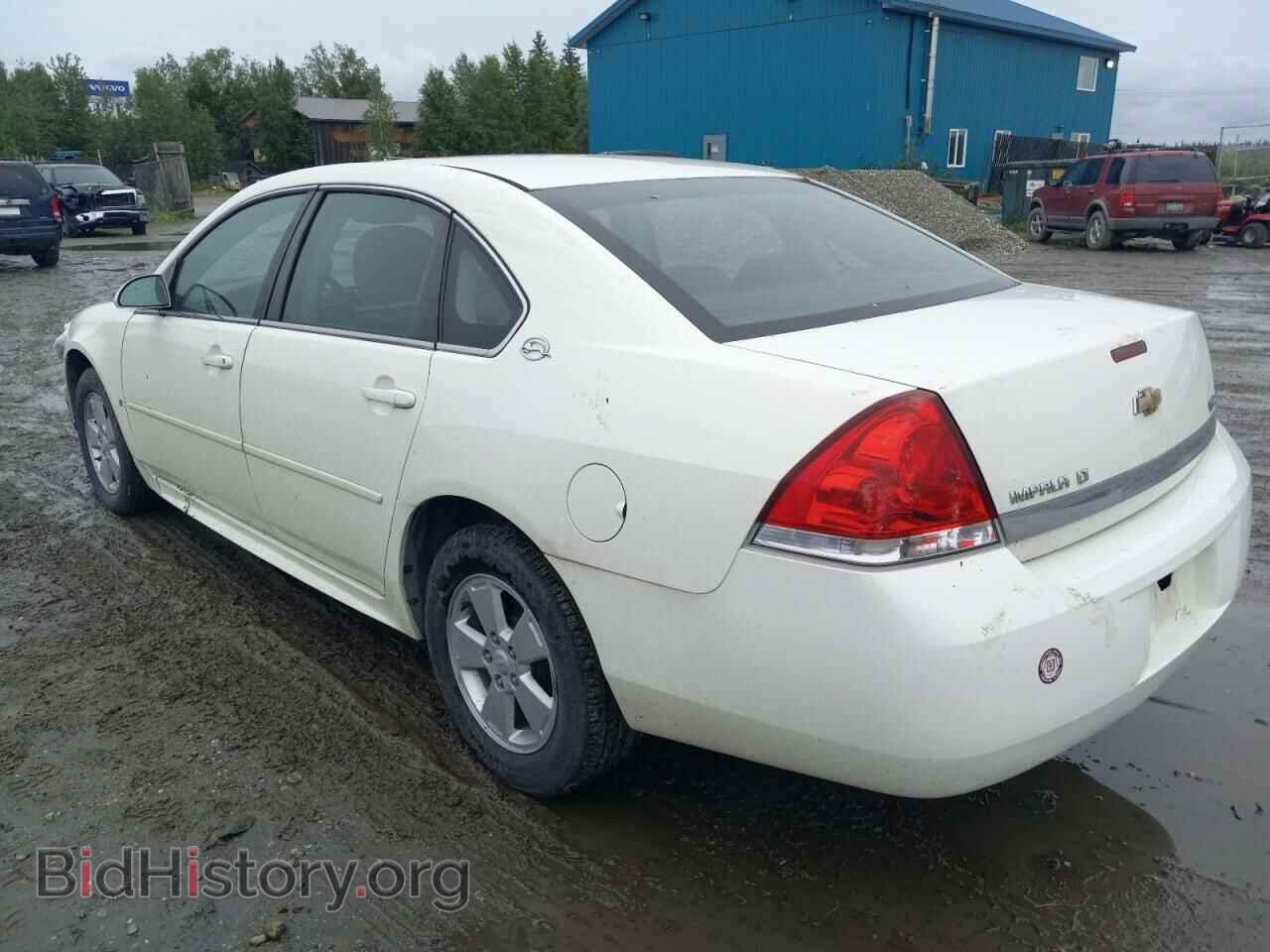 2009 CHEVROLET IMPALA - VIN: 2G1WT57K291296199 - Фото 2