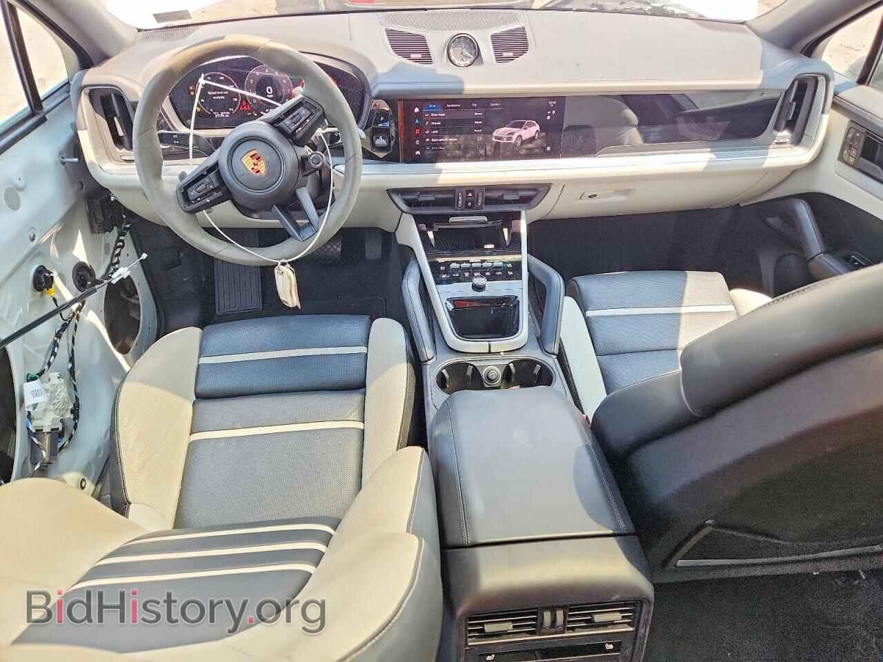 2024 PORSCHE CAYENNE - VIN: WP1BA2AY4RDA53553 - Photo 8