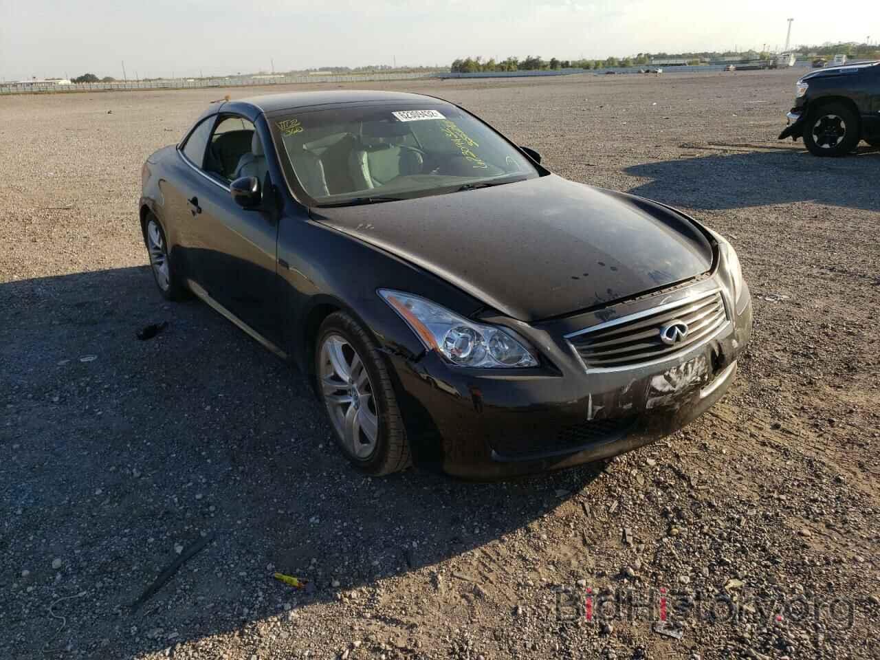 Photo JN1CV6FE2AM355267 - INFINITI G37 2010