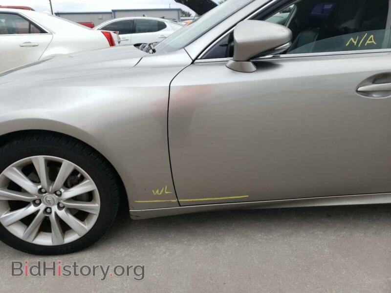 2014 Lexus IS (VIN JTHCF1D23E5000435) — photo 9 of 10