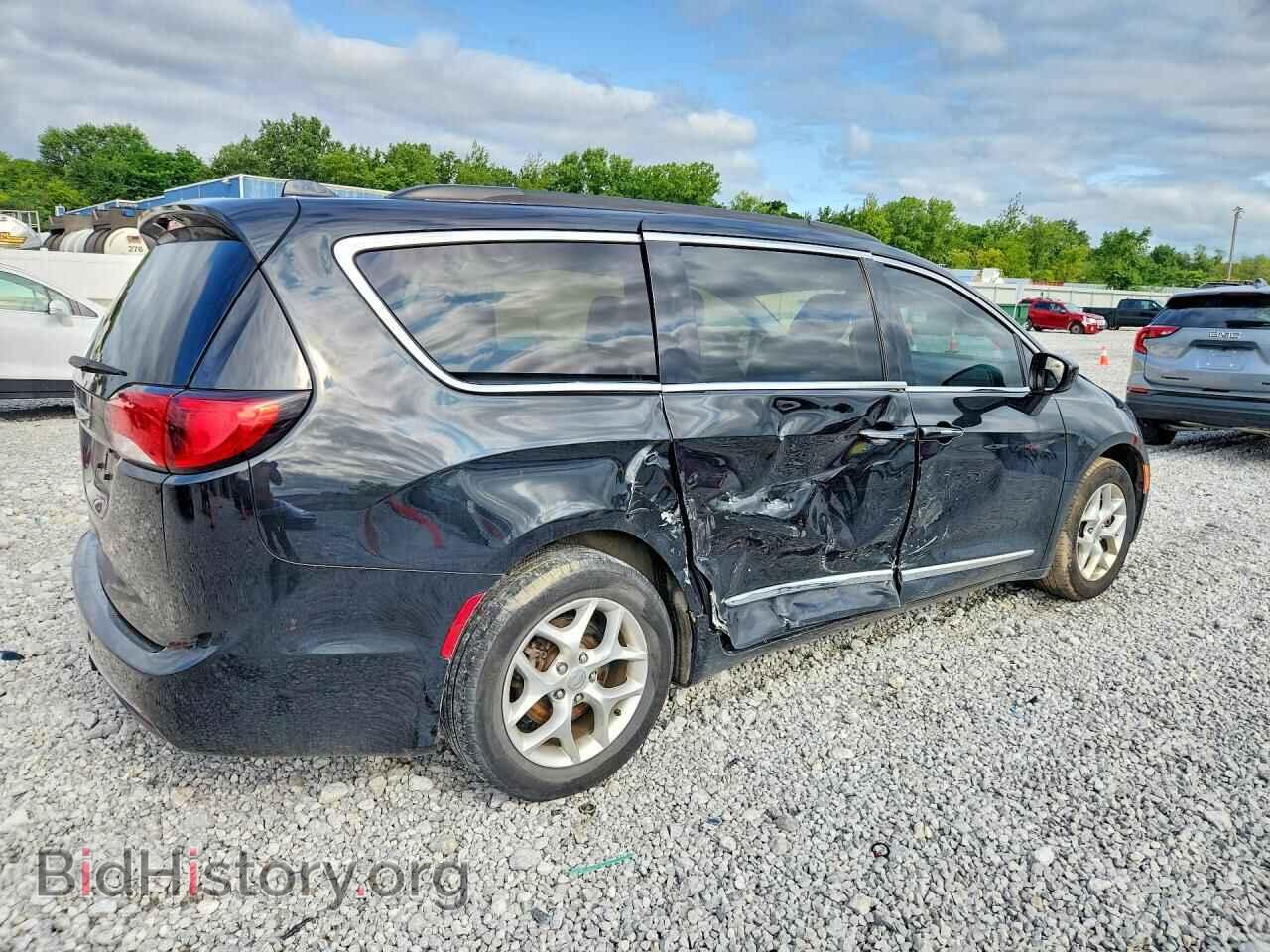 2017 CHRYSLER PACIFICA - VIN: 2C4RC1BG0HR710693 - Photo 3