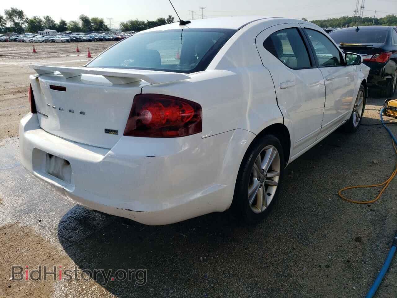 2011 DODGE AVENGER - VIN: 1B3BD1FG6BN587626 - Фото 3
