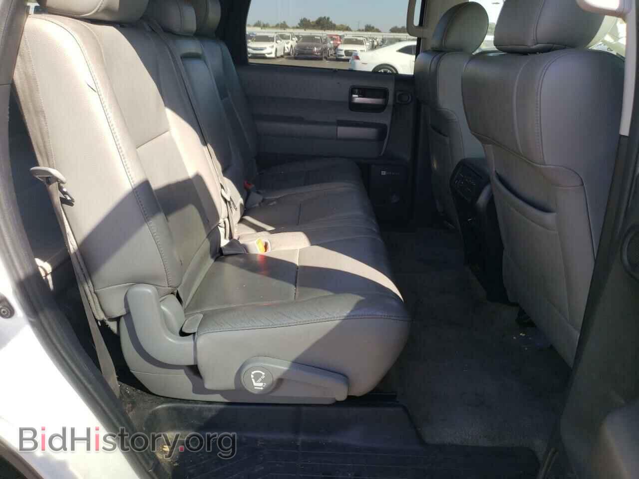 2011 TOYOTA SEQUOIA - VIN: 5TDKY5G10BS037305 - Фото 6
