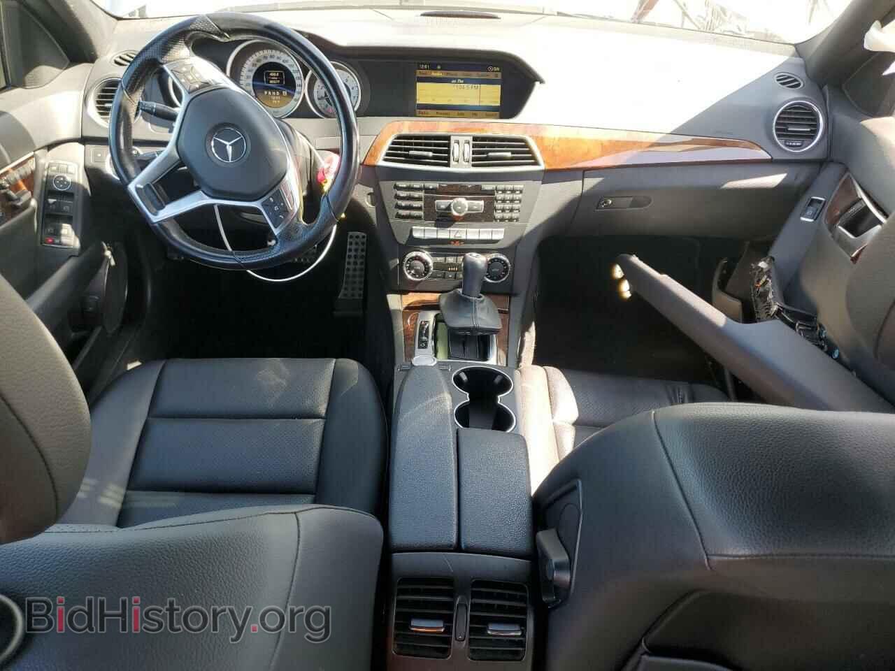 2012 MERCEDES-BENZ C-CLASS - VIN: WDDGF4HB1CA651815 - Фото 8