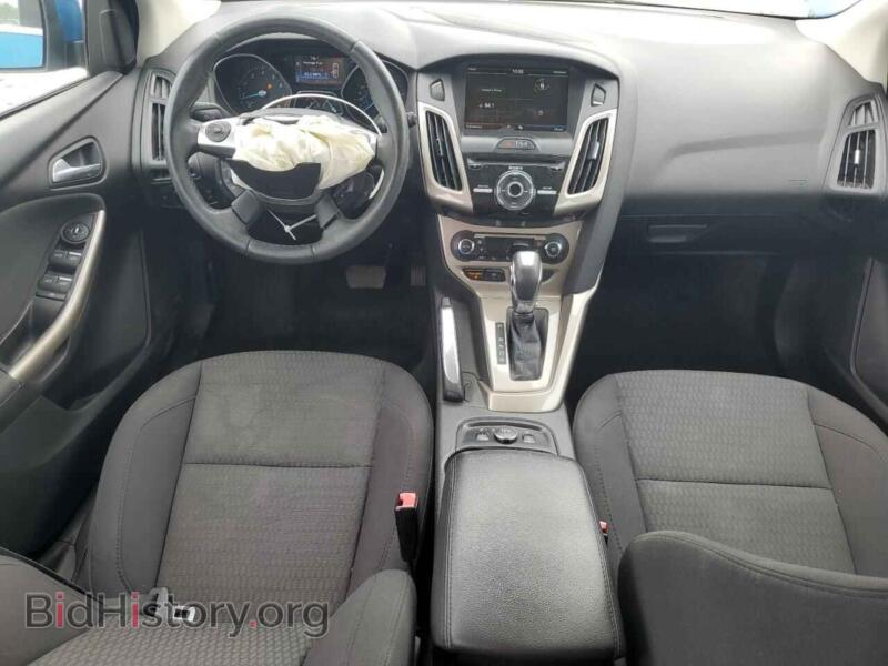2012 Ford FOCUS (VIN 1FAHP3M22CL195202) — photo 8 of 14