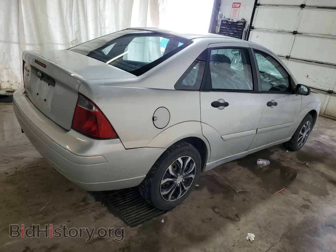 2007 FORD FOCUS - VIN: 1FAFP34N17W285494 - Фото 3