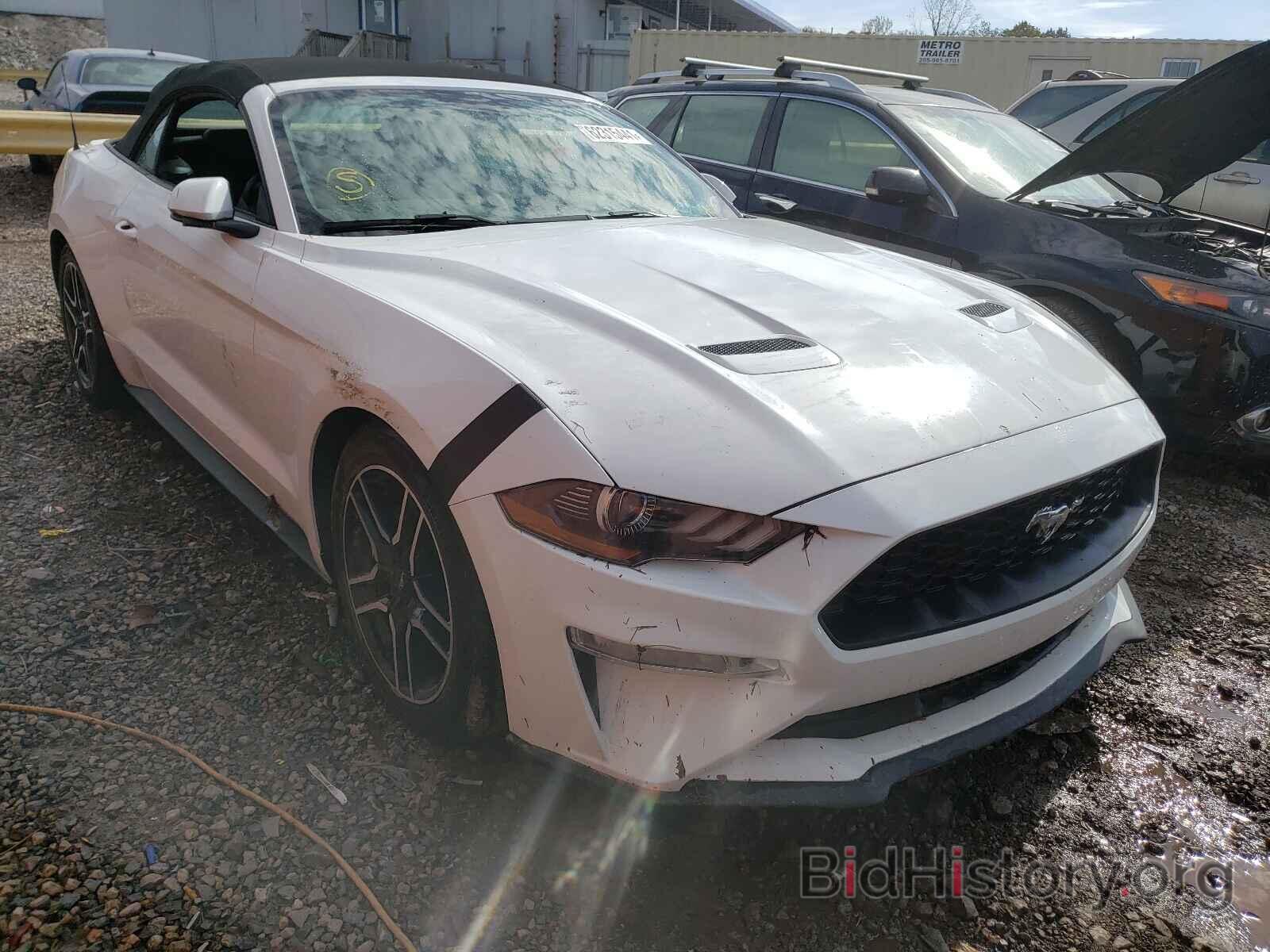 Photo 1FATP8UH9J5111244 - FORD MUSTANG 2018