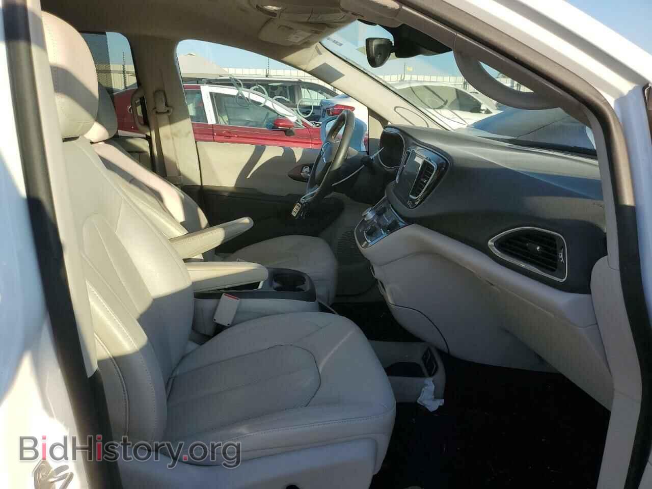 2019 CHRYSLER PACIFICA - VIN: 2C4RC1EG8KR508221 - Фото 5