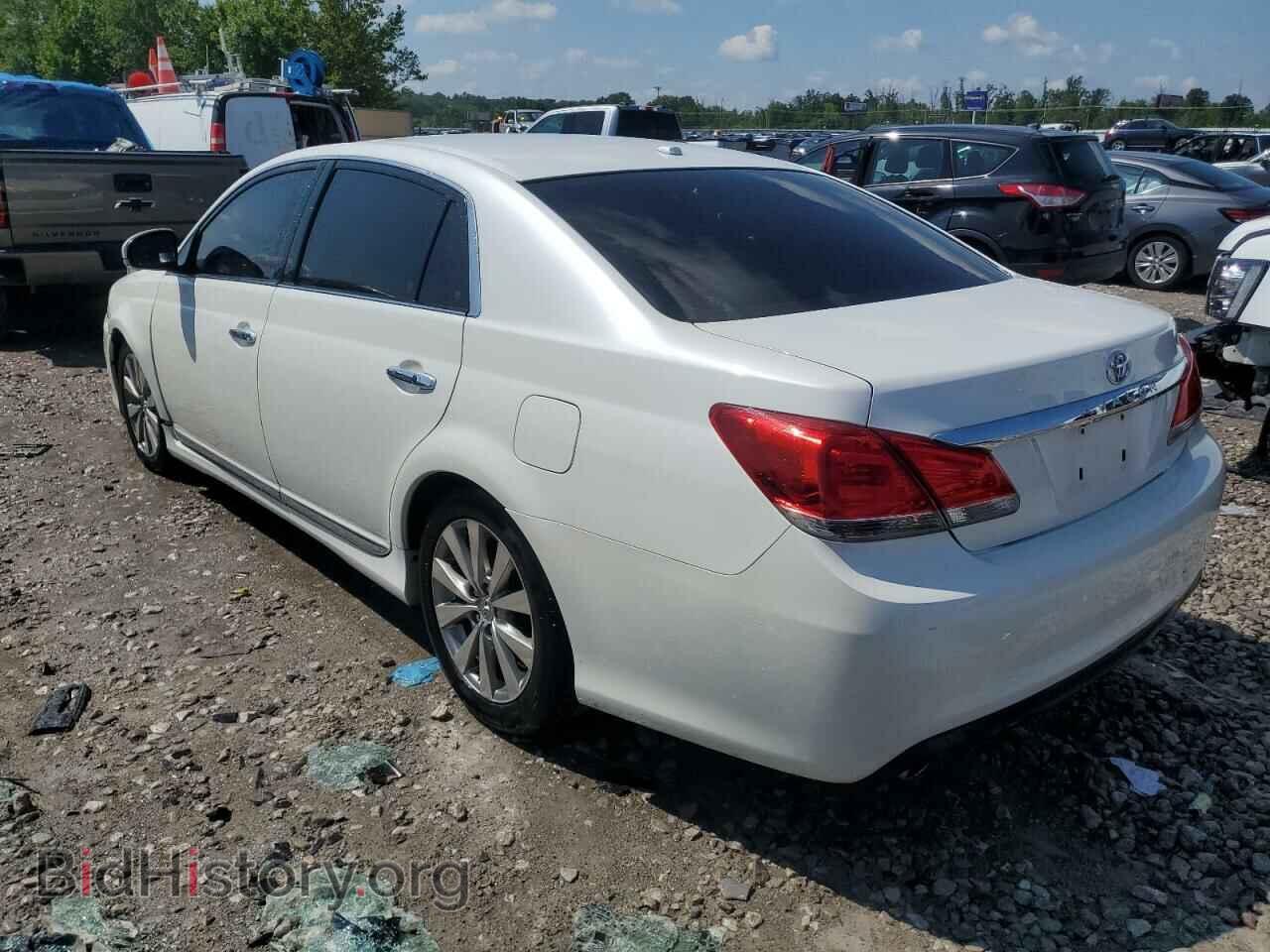 2011 TOYOTA AVALON - VIN: 4T1BK3DB4BU383996 - Фото 2