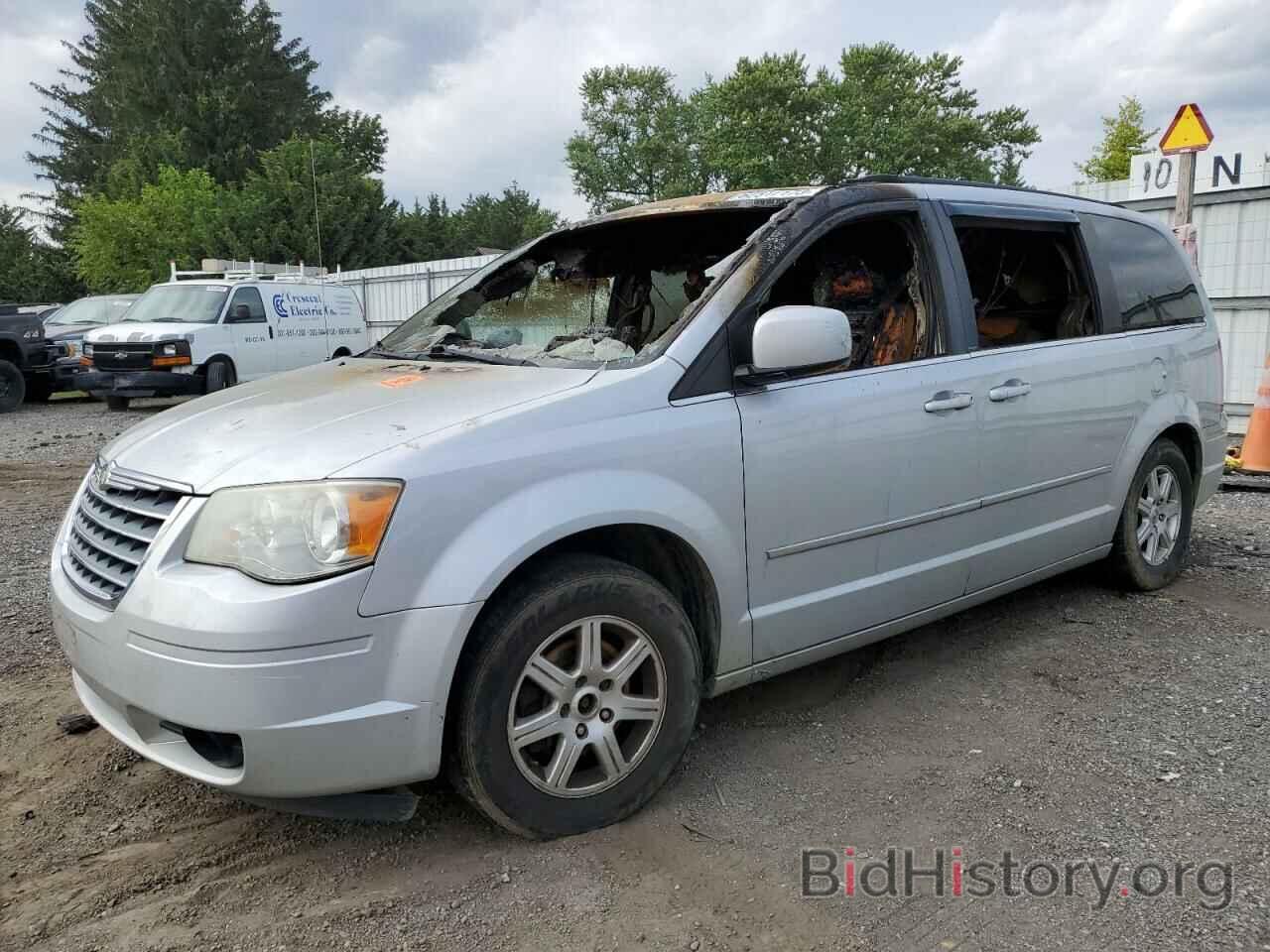 Photo 2A4RR5D1XAR230479 - CHRYSLER MINIVAN 2010