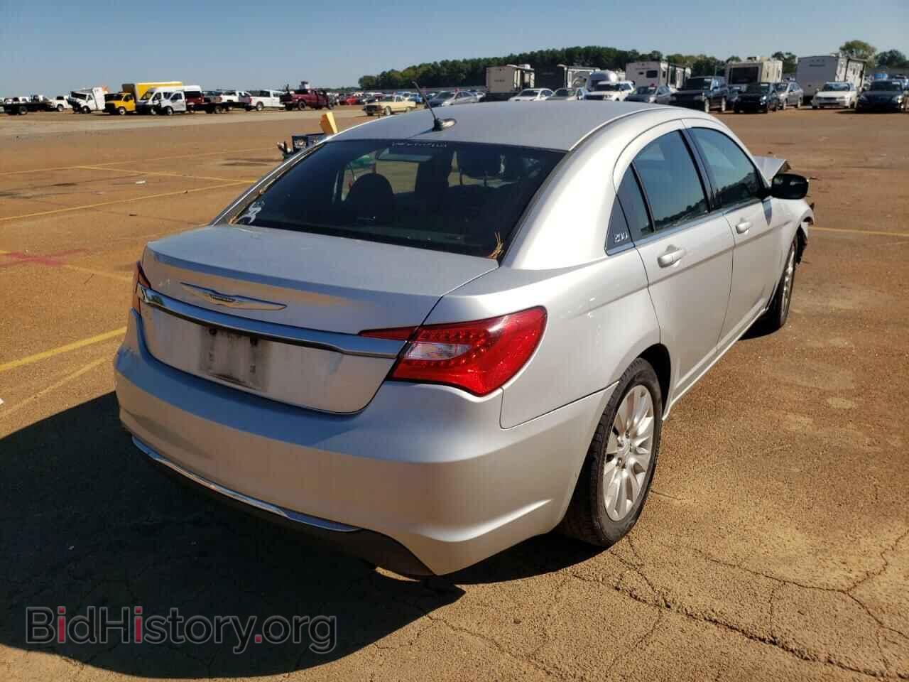 2012 CHRYSLER 200 - VIN: 1C3CCBAB1CN127321 - Photo 4