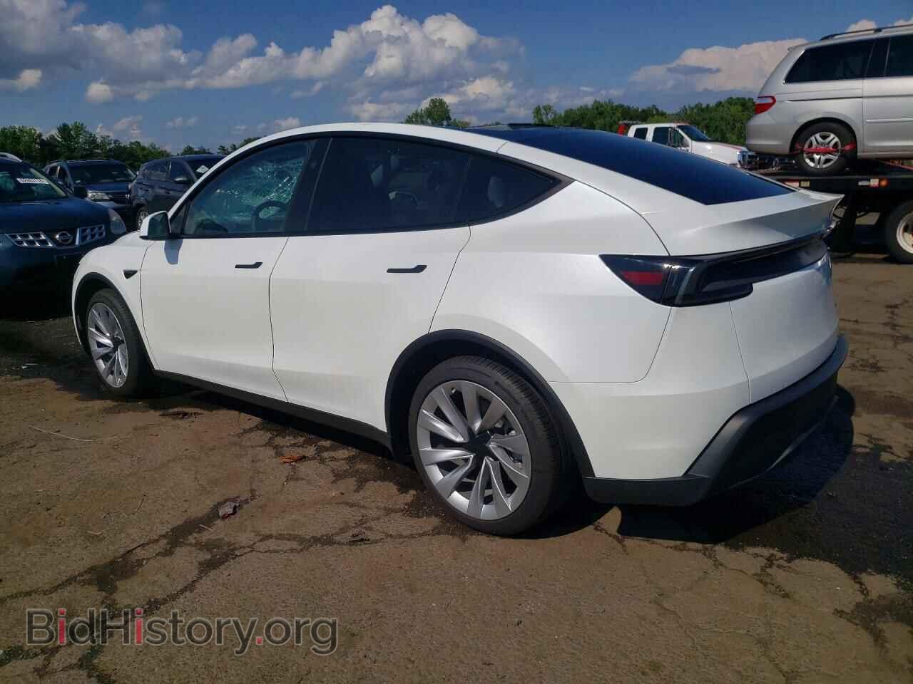 2026 TESLA MODEL Y - VIN: 7SAYGDEE1TA387447 - Photo 2