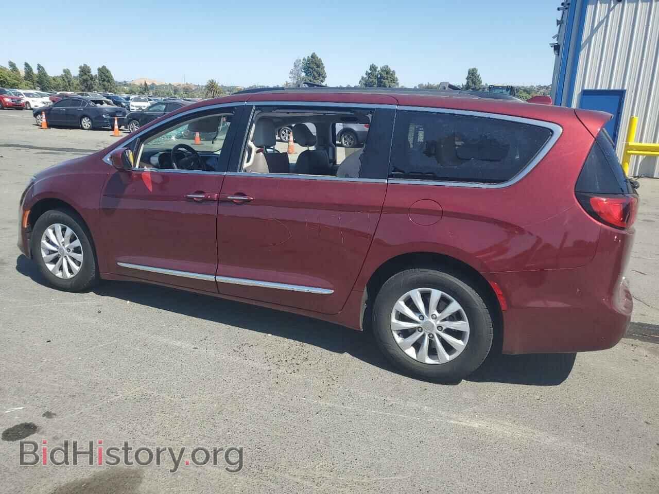 2017 CHRYSLER PACIFICA - VIN: 2C4RC1BGXHR720406 - Фото 2