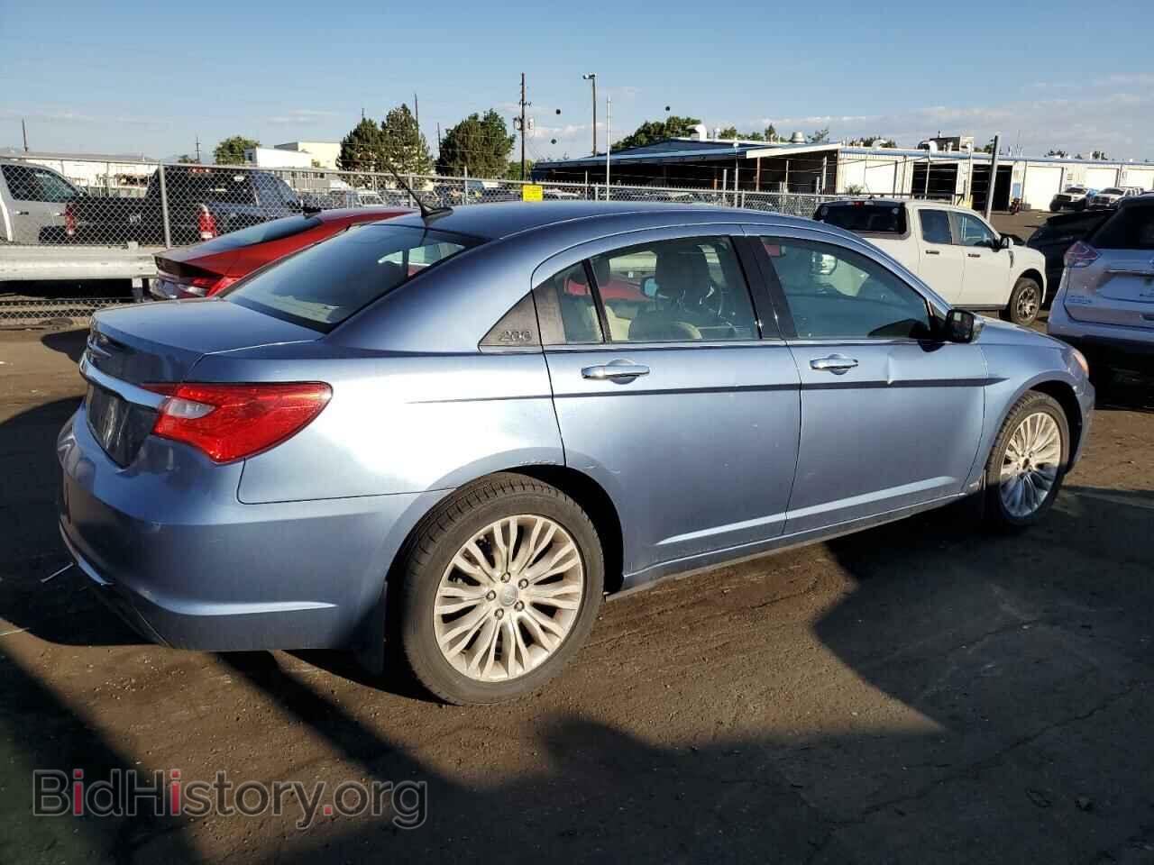 2011 CHRYSLER 200 - VIN: 1C3BC2FB8BN565918 - Фото 3