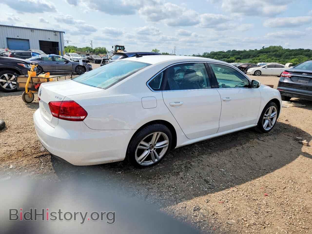 2014 VOLKSWAGEN PASSAT - VIN: 1VWBS7A33EC053041 - Фото 3