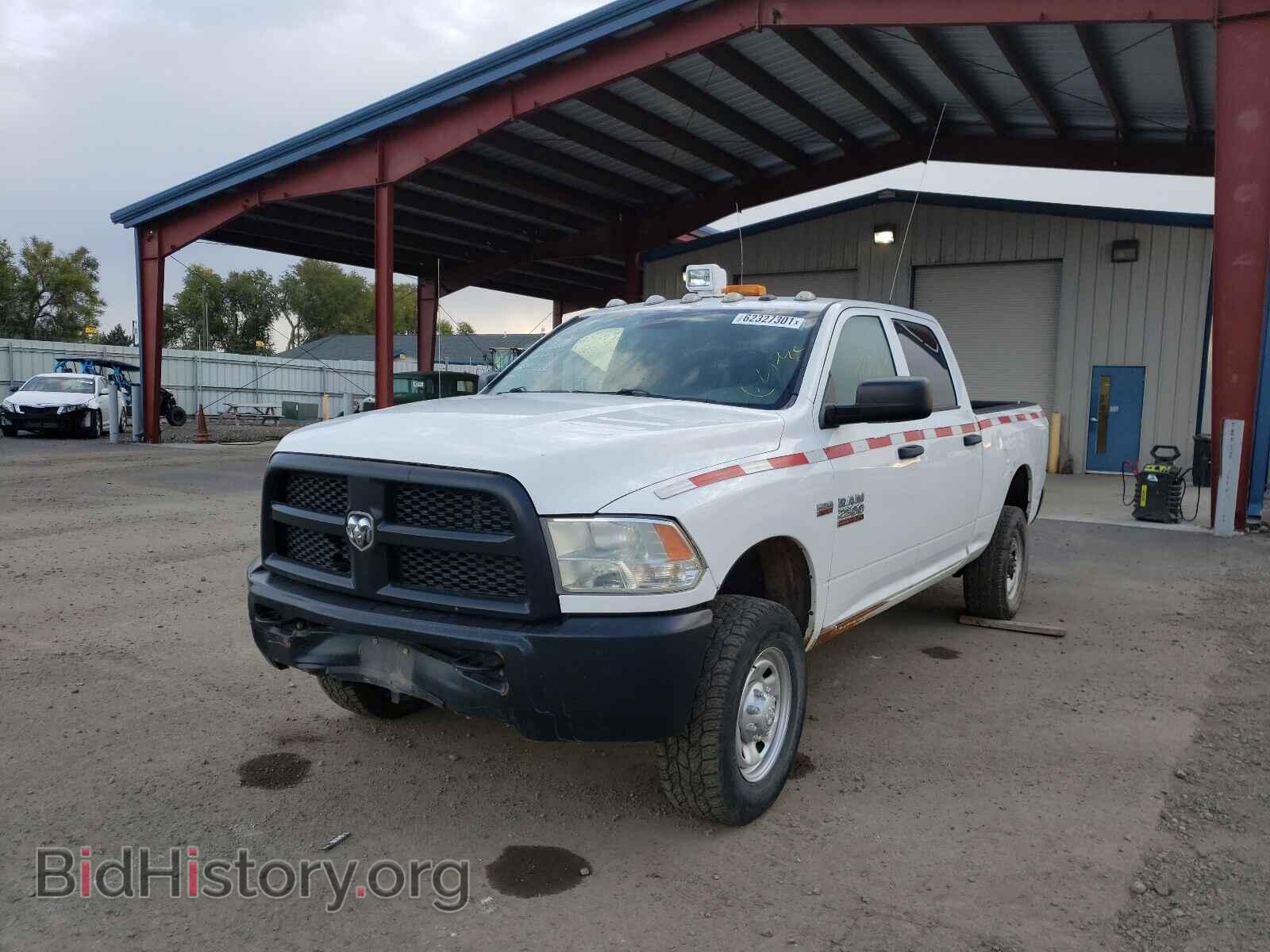 2015 RAM 2500 - VIN: 3C6TR5CT9FG711102 - Photo 2