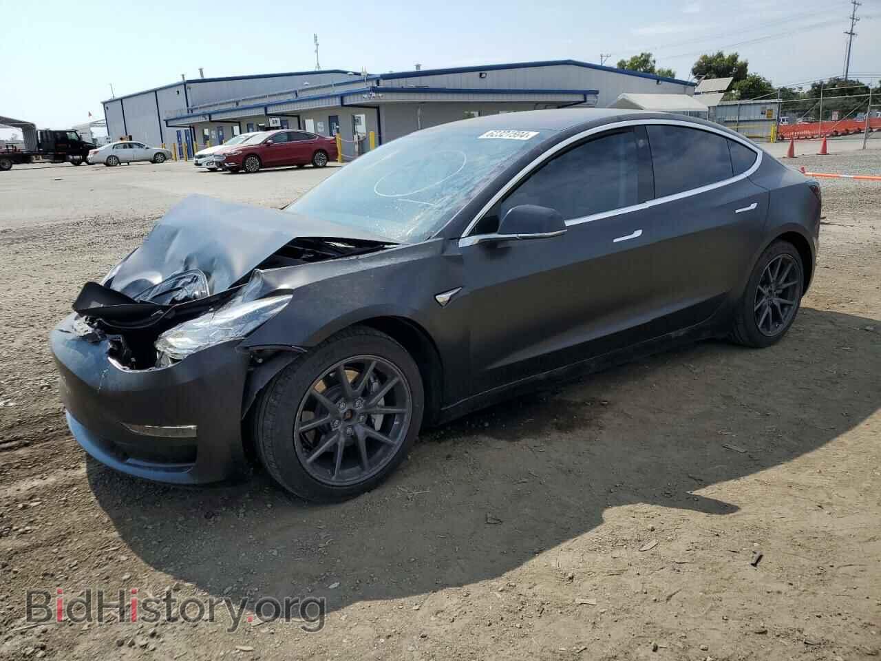 Фотография 5YJ3E1EB8JF103460 - TESLA MODEL 3 2018