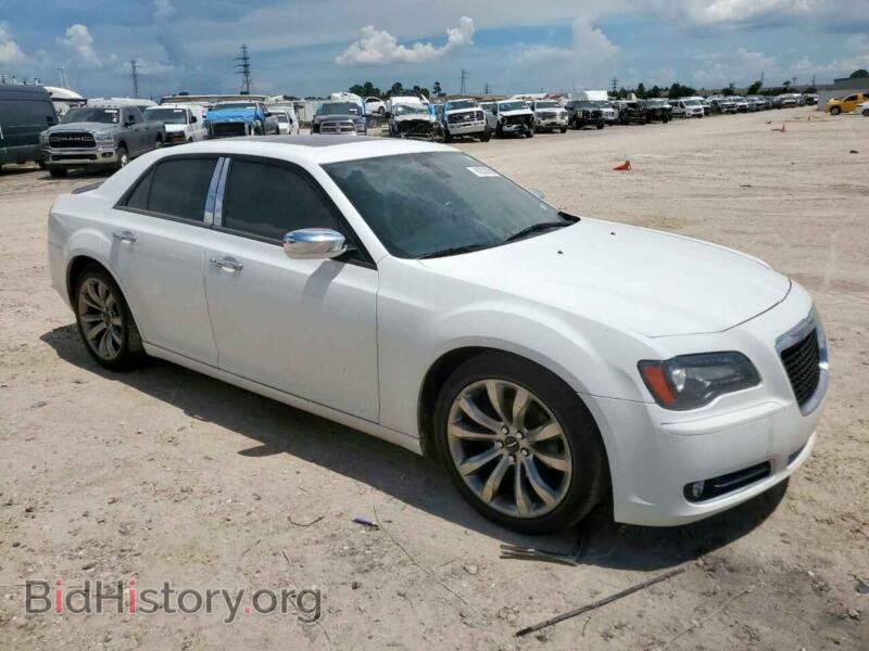 2014 Chrysler 300 (VIN 2C3CCABGXEH305565) — фото 4 из 12