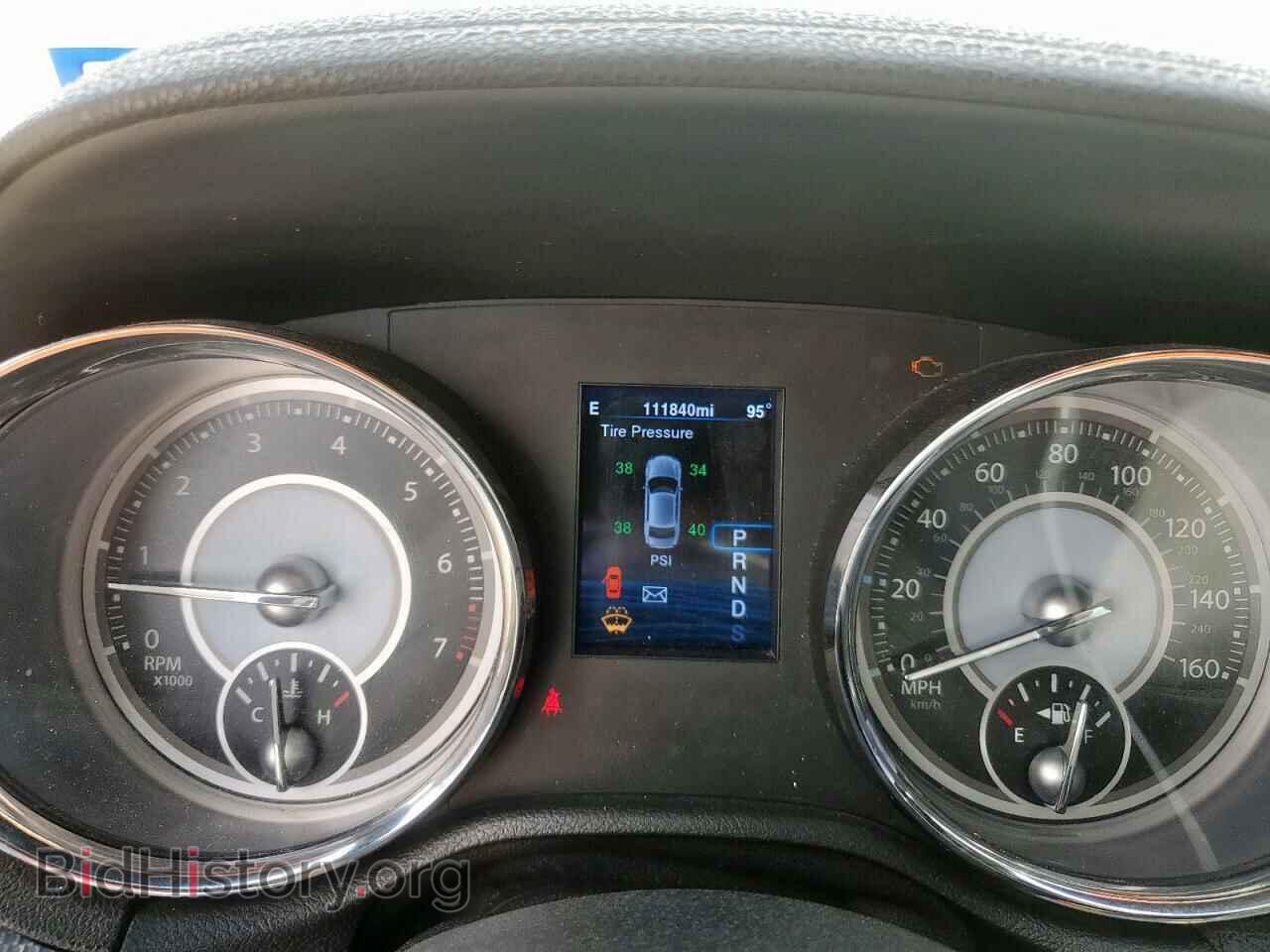 2014 CHRYSLER 300 - VIN: 2C3CCABGXEH305565 - Фото 9