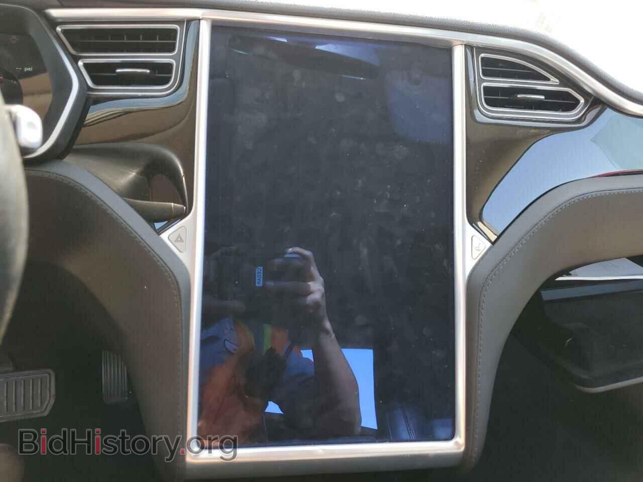 2014 TESLA MODEL S - VIN: 5YJSA1S19EFP56100 - Photo 9