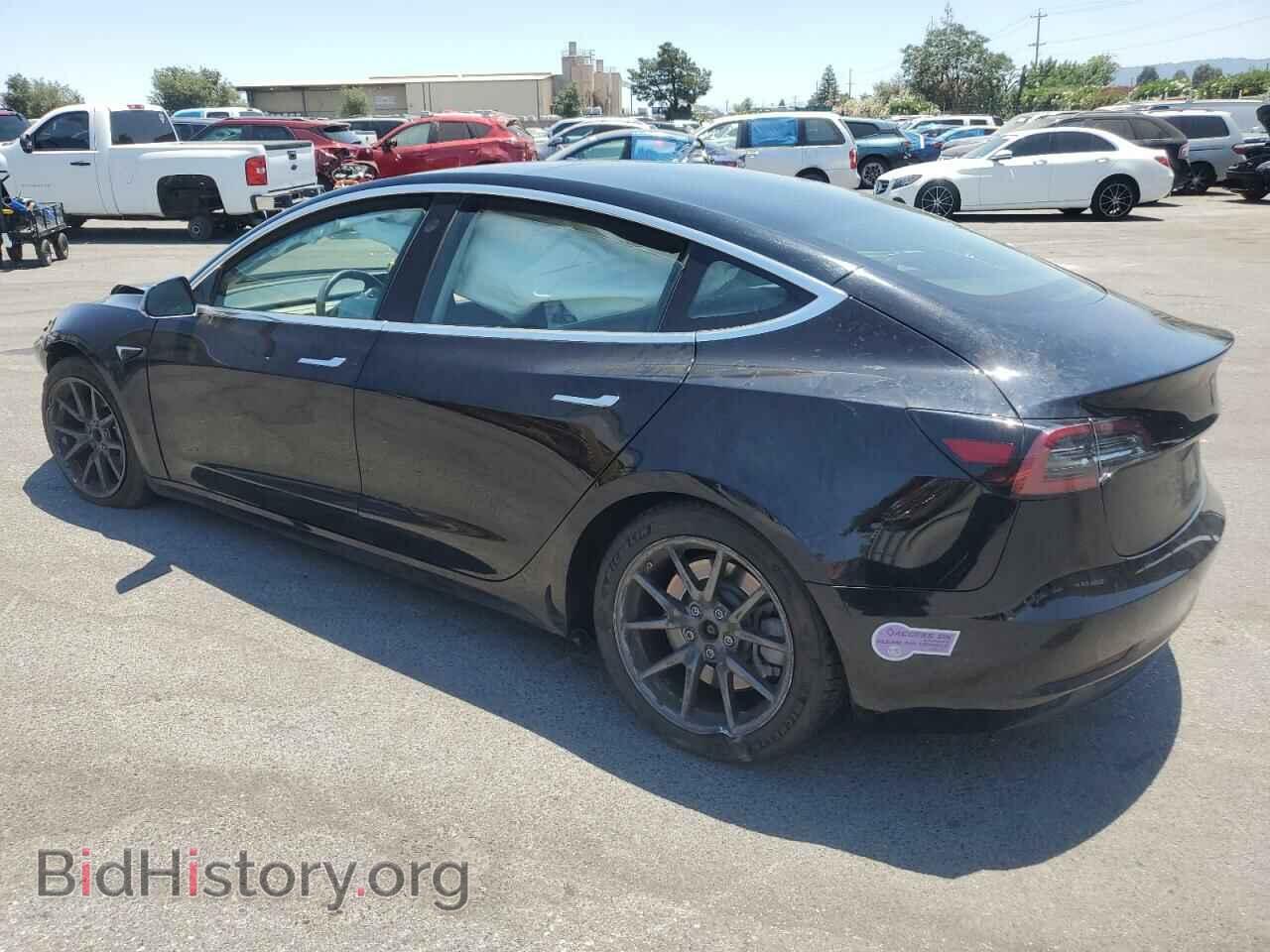 2018 TESLA MODEL 3 - VIN: 5YJ3E1EA7JF070233 - Фото 2