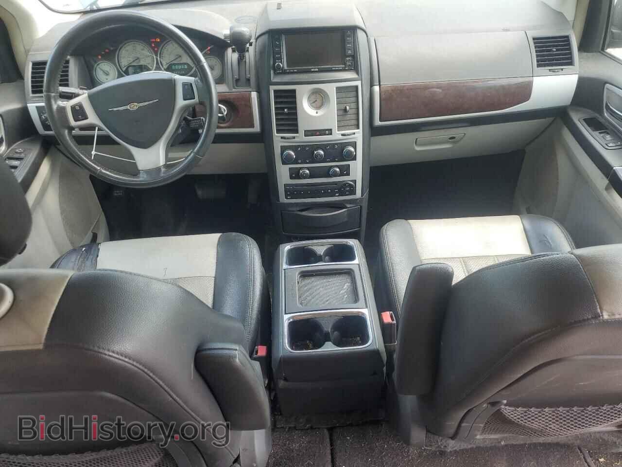 2010 CHRYSLER MINIVAN - VIN: 2A4RR8D19AR398096 - Фото 8